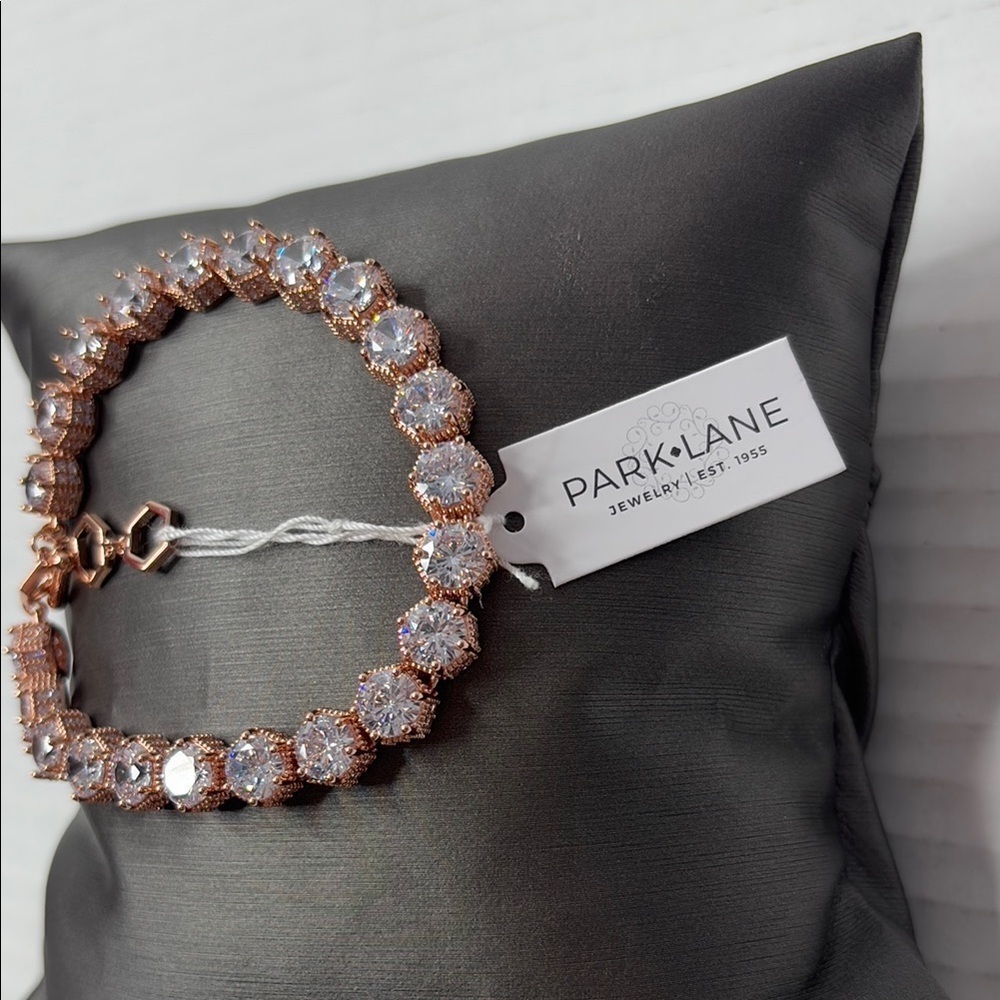 New PARK LANE Rose Gold Honey Comb Rare Bracelet - Picture 3 of 7
